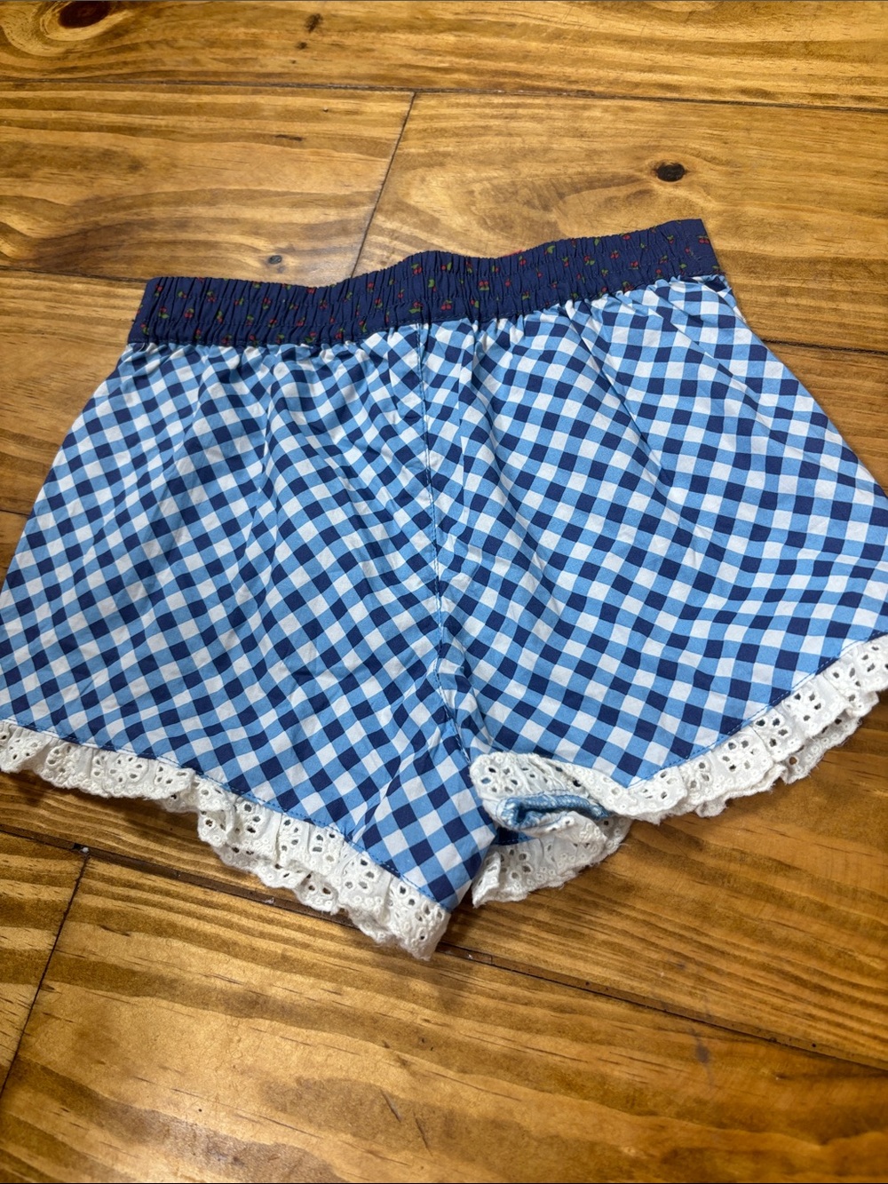 Matilda Jane Size 4 Blue & White Gingham Shorts w/Cherry Waistband - Picture 4 of 4